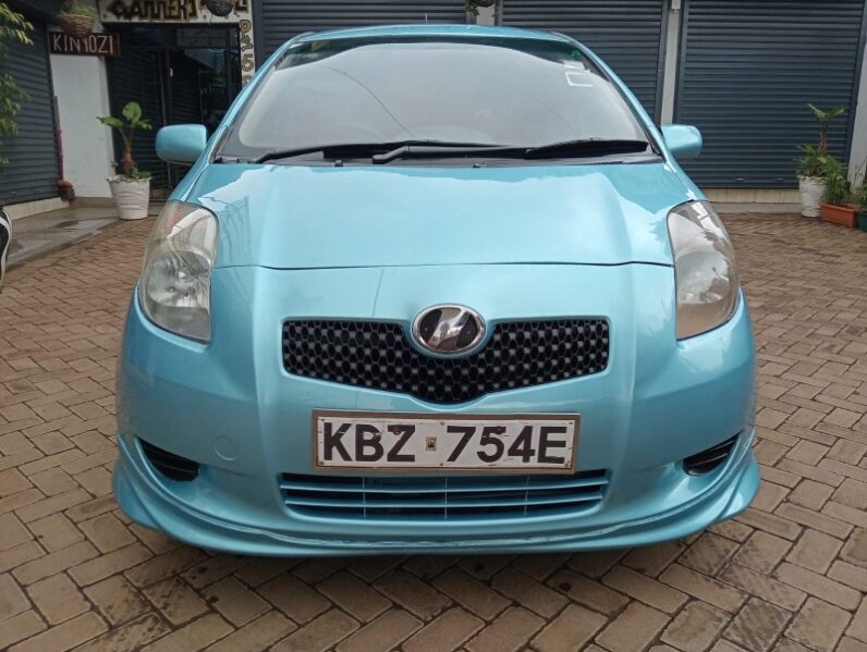 
Used 2007  Toyota Vitz full									