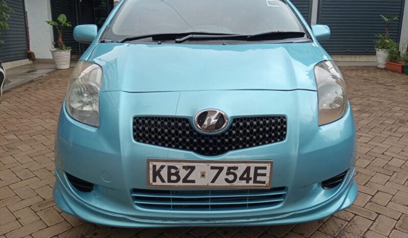 
Used 2007  Toyota Vitz full									