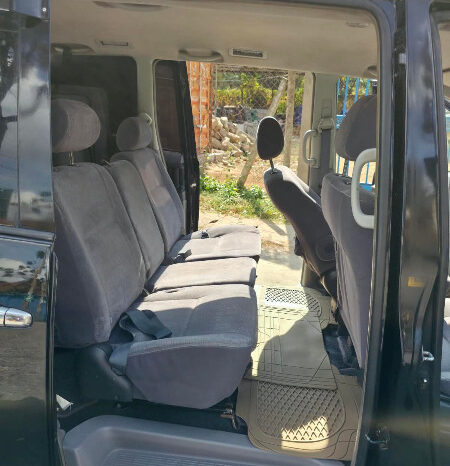 
Toyota Noah full									