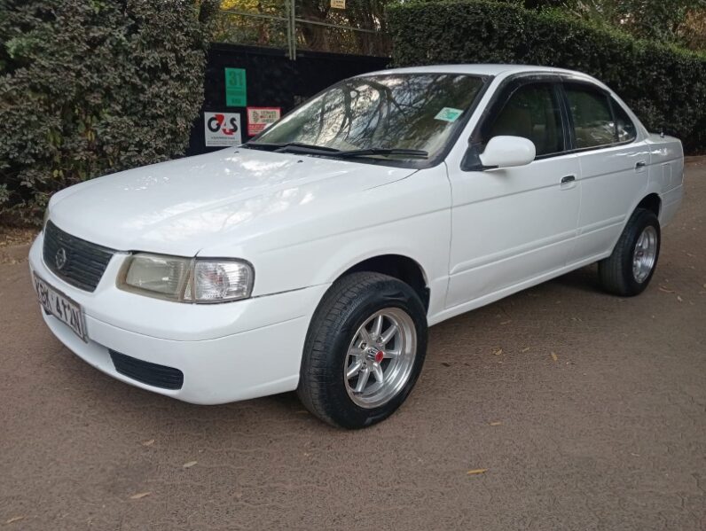 
Used 2003  Nissan FB15 full									