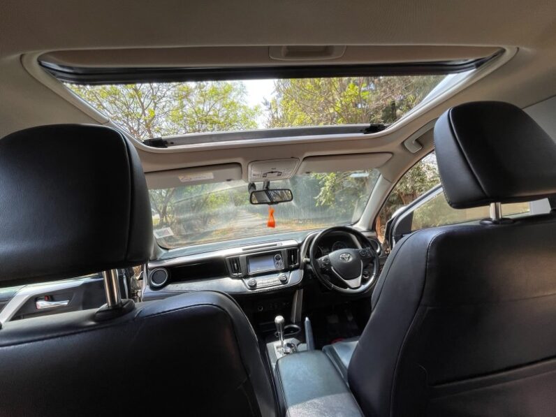 
Used 2016  Toyota RAV4 full									
