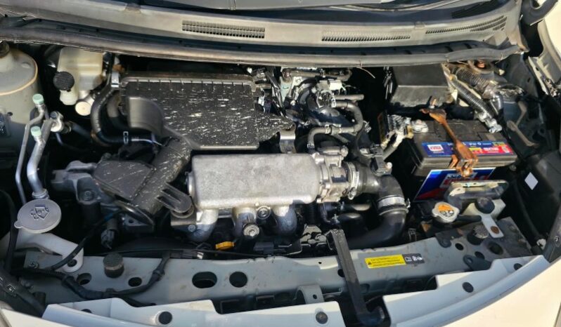 
Used 2013  Nissan Note full									