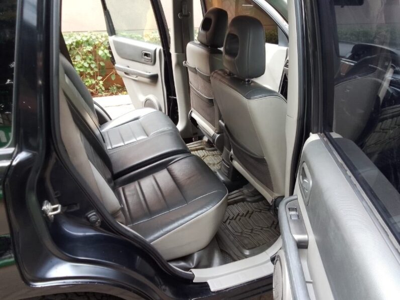 
Used 2005  Nissan X-Trail full									