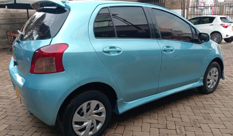 
Used 2007  Toyota Vitz full									