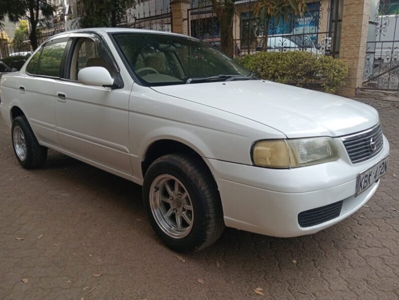 
Used 2003  Nissan FB15 full									