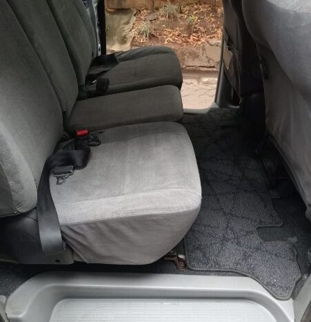 
Used 2006  Toyota Noah full									