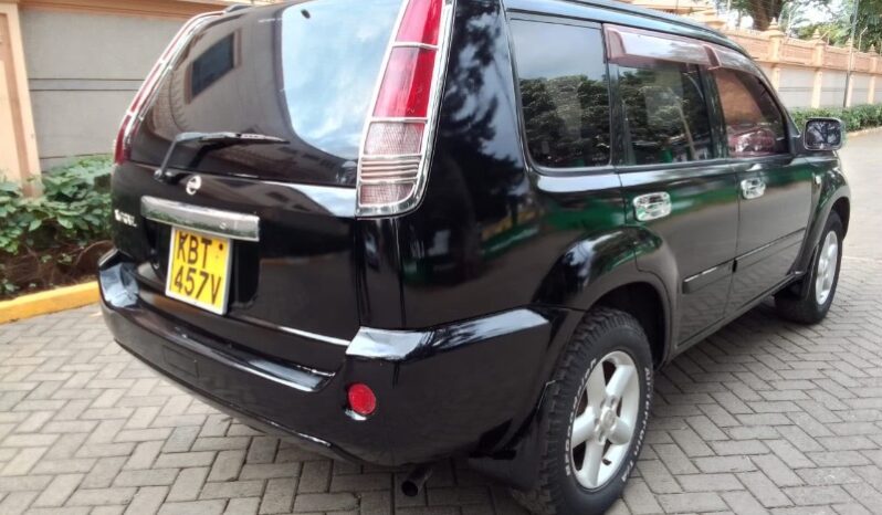 
Used 2005  Nissan X-Trail full									