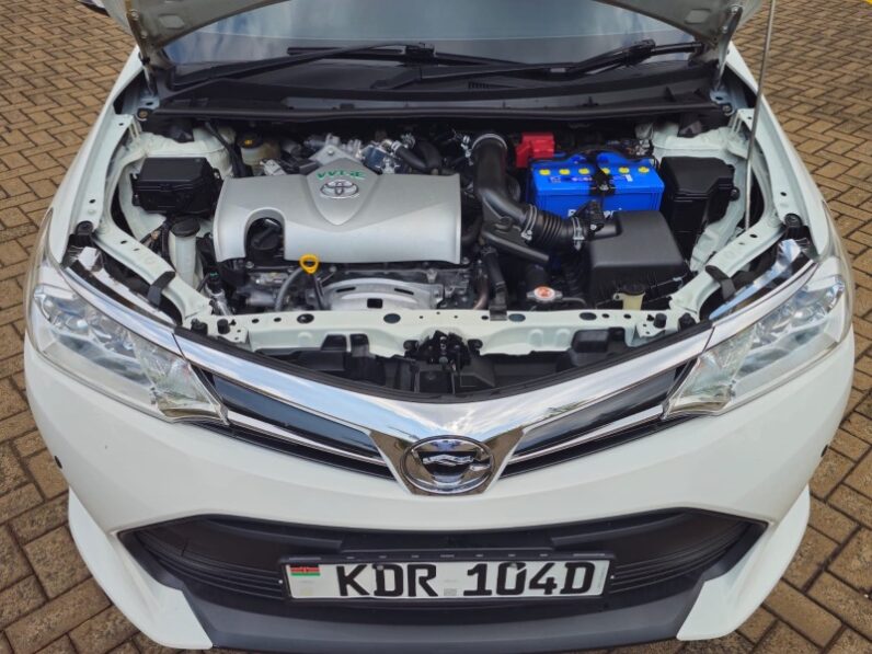 
Used 2017  Toyota Axio full									
