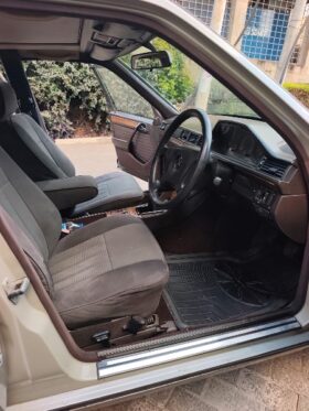 Used 1993  Mercedes 124