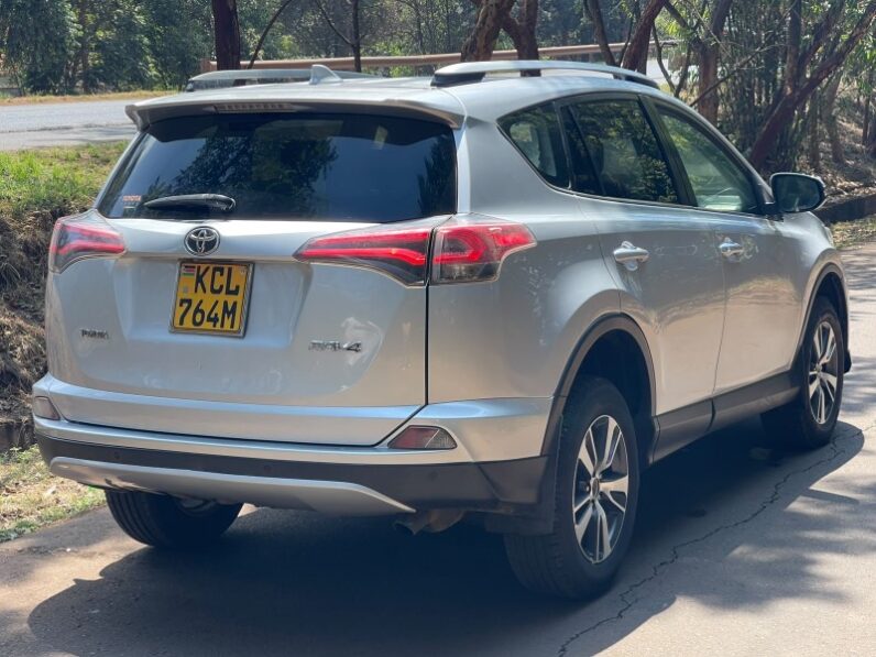 
Used 2016  Toyota RAV4 full									