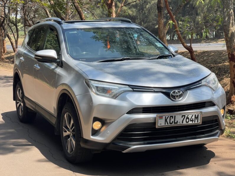 
Used 2016  Toyota RAV4 full									