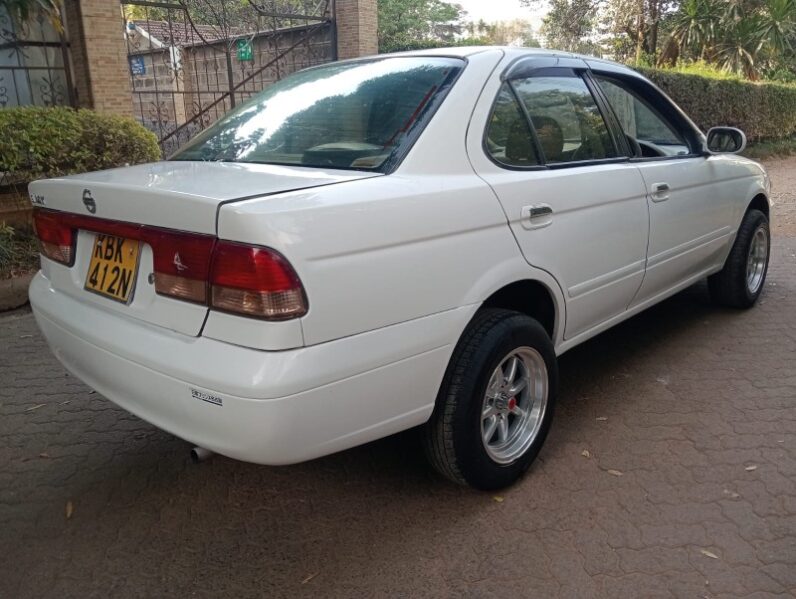 
Used 2003  Nissan FB15 full									