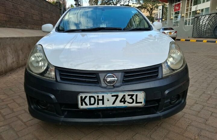 
Certified Used 2014 Nissan Advan full									
