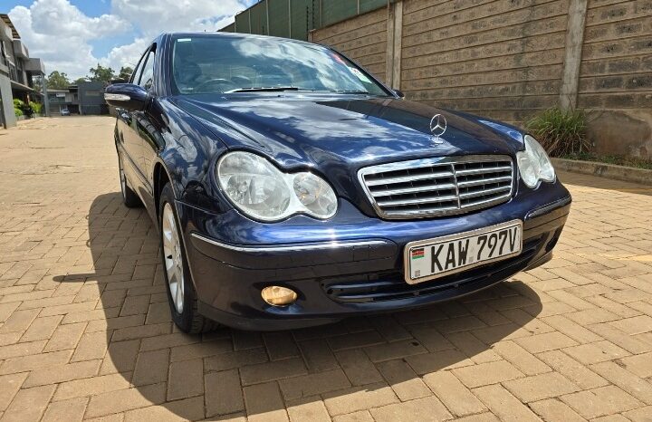 
Certified Used 2006 Mercedes C200 full									